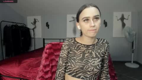 lisa__johnson online show from October 23, 1:18 am