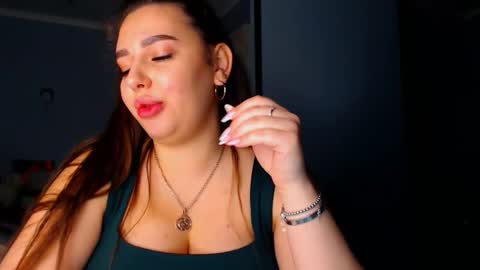 lisa_lady_golden online show from October 5, 7:10 pm