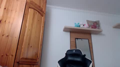 Lisaskybaby online show from November 9, 8:51 am