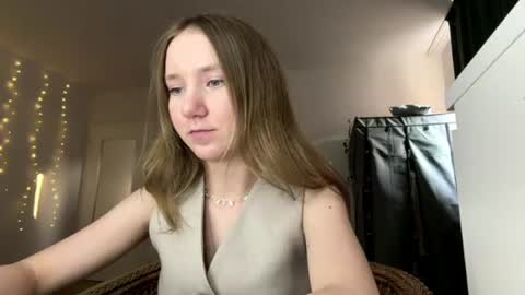 lisasmall online show from July 10, 6:56 pm