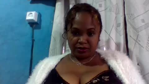 LisaWrams online show from January 14, 6:32 am