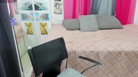 lissa online show from December 3, 10:01 pm