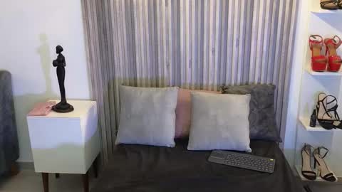 ss  online show from September 23, 8:48 pm