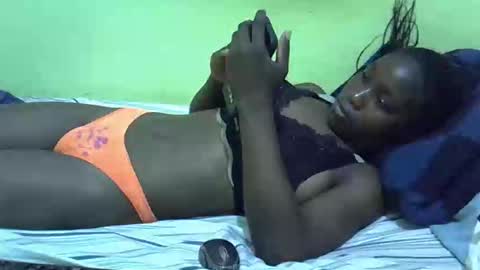 lisssa01 online show from December 19, 6:53 am