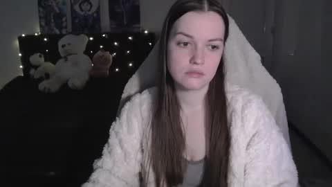 little__flowers online show from December 23, 8:42 am