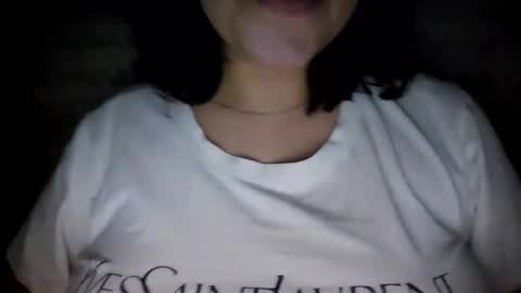 Snapshot of little_anef chatting on October 22, 8:06 am little_anef online show from October 22, 8:06 am