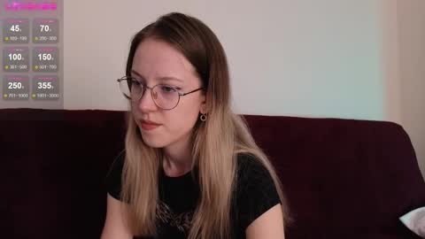 little_bliss online show from September 27, 1:36 am