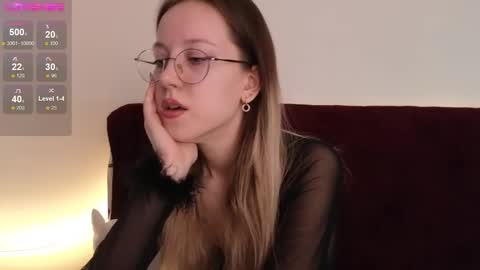 little_bliss online show from October 5, 1:58 am