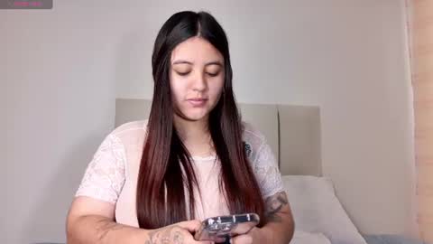 Independent model carolina online show from June 9, 12:27 pm