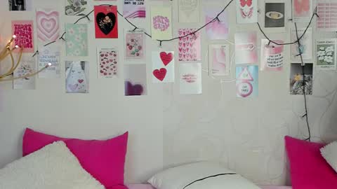 Kriss online show from February 2, 8:21 am