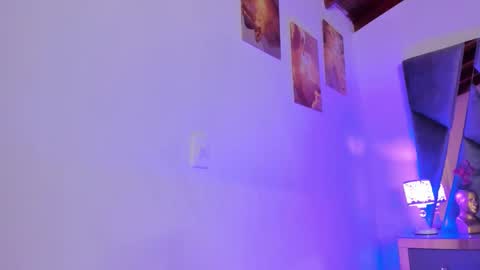 Eva online show from December 20, 8:05 pm