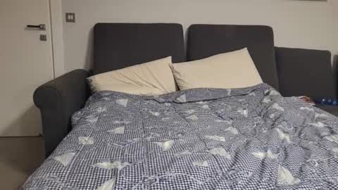 GiuliaFrancesco online show from December 14, 3:17 am