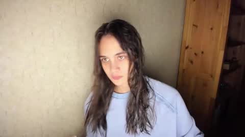 littleashleyy online show from December 3, 9:37 pm