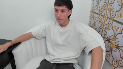 DANNY online show from November 13, 5:15 pm