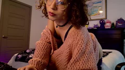 littledeathtrap online show from November 22, 10:07 pm