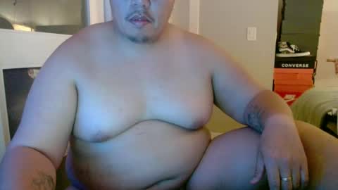 Snapshot of littledixk101 chatting on July 16, 8:28 am littledixk101 online show from July 16, 8:28 am