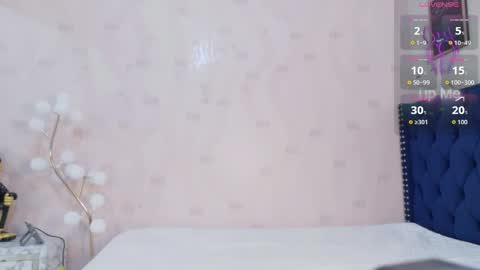 Tania  online show from April 8, 7:39 pm