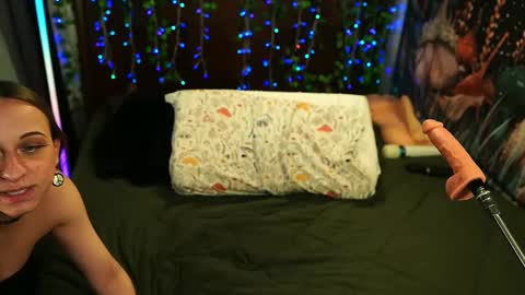 Snapshot of littlelexxxi chatting on September 10, 1:50 am Lexi Foxx online show from September 10, 1:50 am