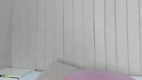 im olivia IG littleolivia01 online show from February 17, 1:00 pm