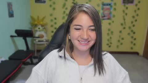 Mia  Wednesday to Sunday 730 am to 1030 am Colombian Hour D online show from February 11, 3:21 am