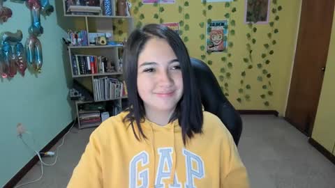 Mia  Wednesday to Sunday 730 am to 1030 am Colombian Hour D online show from February 22, 5:12 am