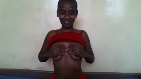 littlesandie online show from October 21, 5:23 am