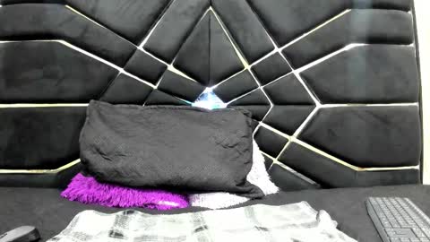 Sussy  online show from September 20, 12:19 pm