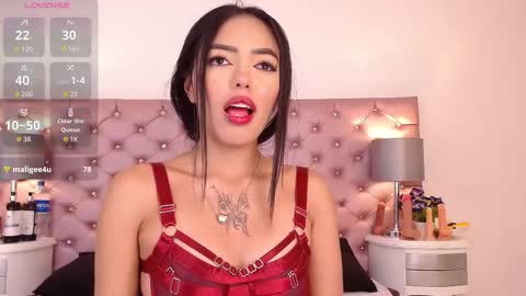 Nicky online show from October 19, 5:12 am