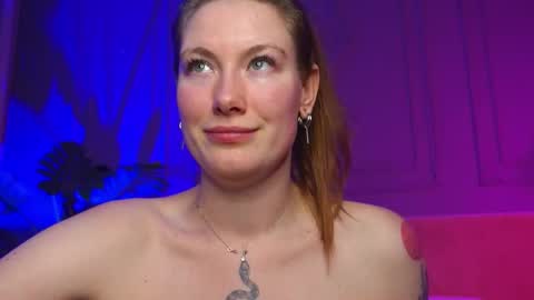 Liv 3 online show from September 20, 4:32 pm