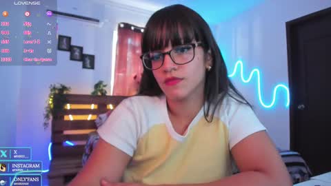 Snapshot of livfabi_ chatting on October 2, 6:50 pm Livfabi  online show from October 2, 6:50 pm