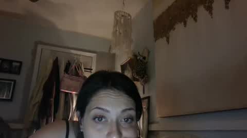 livvilou online show from September 29, 3:33 pm