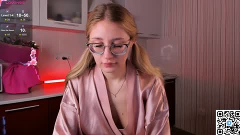 My name is Livy Nice to meet you  Thumbs up please its important online show from February 2, 4:43 pm