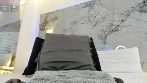 Liz  online show from October 10, 1:06 pm