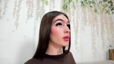 Liz Luna online show from April 27, 10:07 pm