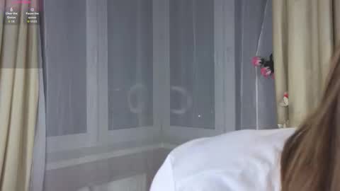 Hello there im Amelia Im new here Lets have fun online show from November 28, 3:25 am