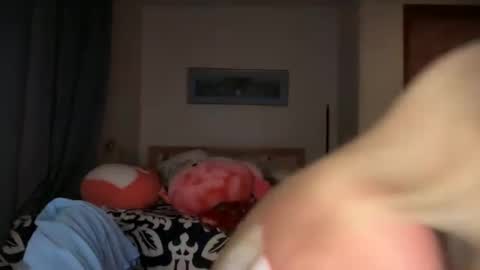 Liz Purr online show from March 5, 3:51 pm