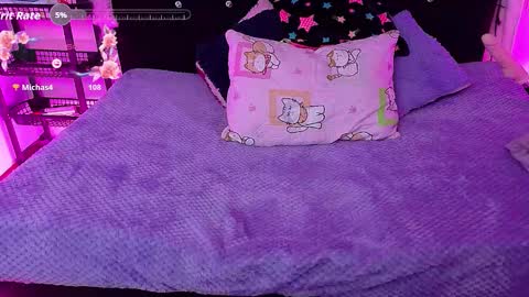 Snapshot of lizz_bela1 chatting on October 23, 11:27 pm Lizz online show from October 23, 11:27 pm