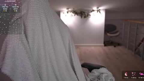 Lizi-Fox online show from March 8, 9:52 pm