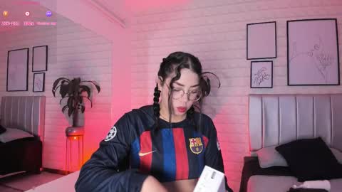  Lizzie  online show from February 18, 12:05 pm