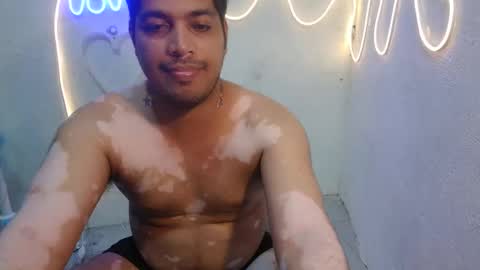 lizzy_955413 online show from March 18, 6:30 am