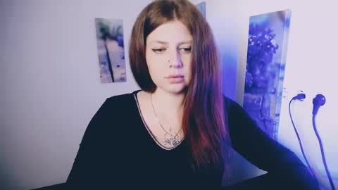 Lizzy3 online show from April 16, 11:18 pm