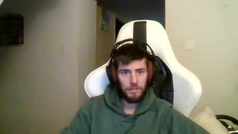 lobo online show from December 19, 2:23 pm