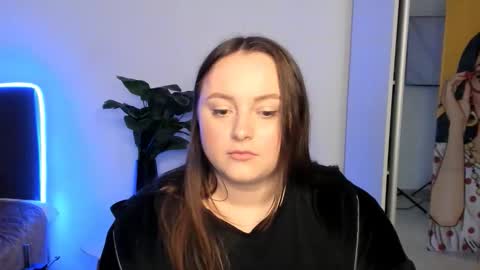 lola_berry22 online show from May 13, 5:11 pm