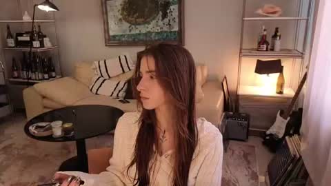 Lola online show from July 5, 12:12 pm