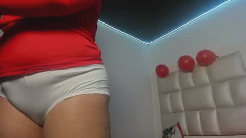 lola_js online show from June 13, 12:26 pm