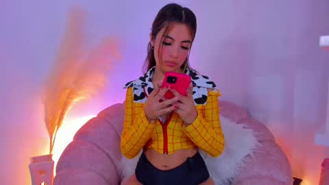 LolaCoper online show from February 17, 3:36 am