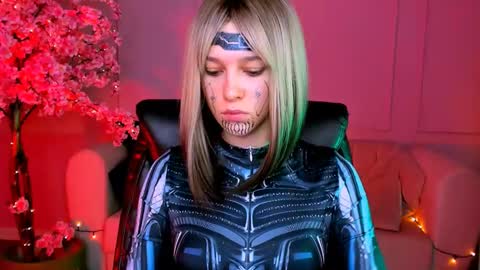 lolalemona online show from December 15, 10:28 am