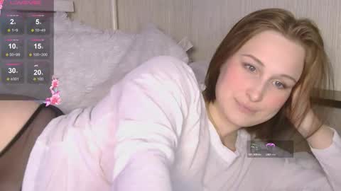 Lola online show from December 1, 6:55 am