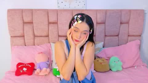 Lola online show from November 28, 7:32 pm