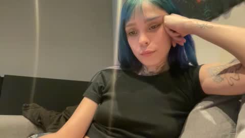 lole online show from November 6, 5:21 am